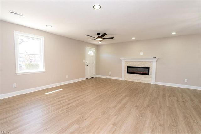 2924 Smithfield RD, Portsmouth, VA 23702