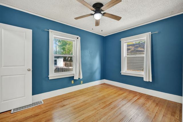 2523 Prospect Road, Des Moines, IA 50310