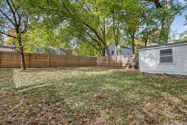 2523 Prospect Road, Des Moines, IA 50310
