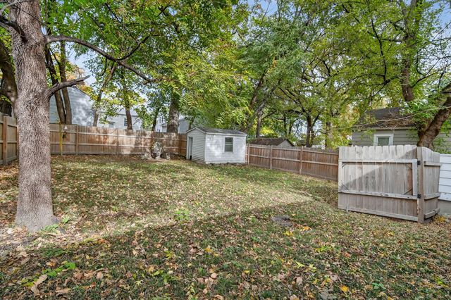 2523 Prospect Road, Des Moines, IA 50310