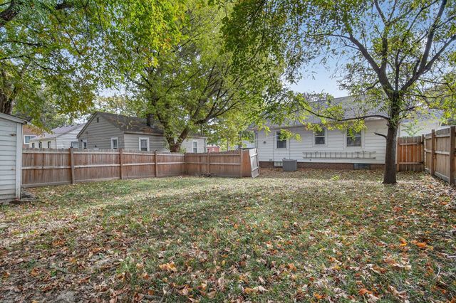 2523 Prospect Road, Des Moines, IA 50310