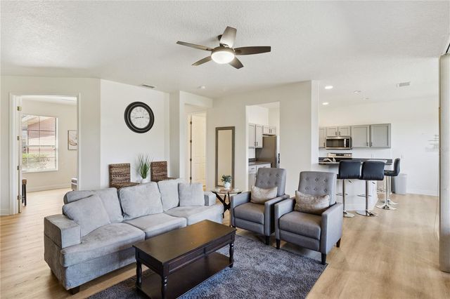 152 GLENDALE COURT, Kissimmee, FL 34759