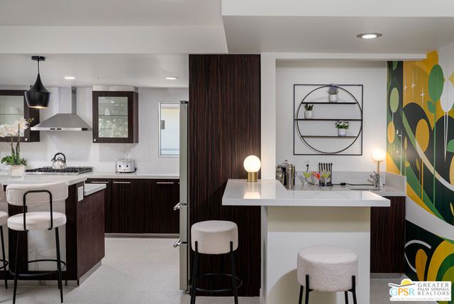 588 E San Lorenzo Road 206, Palm Springs, CA 92264