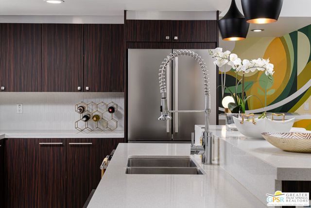 588 E San Lorenzo Road 206, Palm Springs, CA 92264