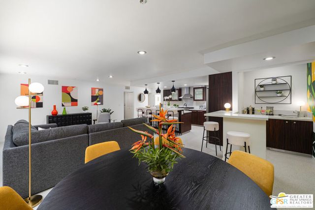 588 E San Lorenzo Road 206, Palm Springs, CA 92264