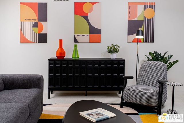 588 E San Lorenzo Road 206, Palm Springs, CA 92264