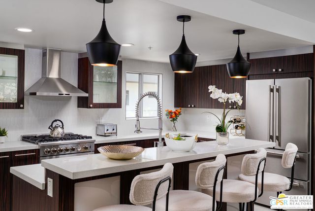 588 E San Lorenzo Road 206, Palm Springs, CA 92264