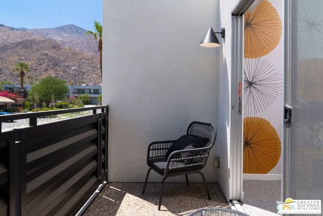 588 E San Lorenzo Road 206, Palm Springs, CA 92264