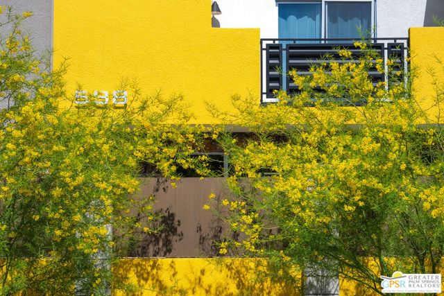 588 E San Lorenzo Road 206, Palm Springs, CA 92264