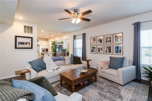 2780 Riverstone Drive, Xenia, OH 45385