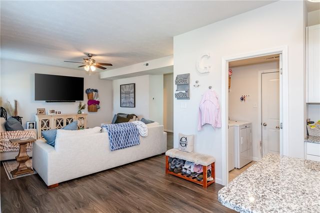 2780 Riverstone Drive, Xenia, OH 45385