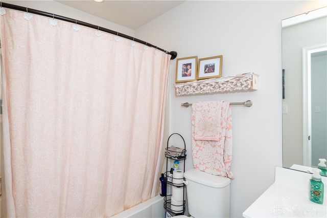 2780 Riverstone Drive, Xenia, OH 45385