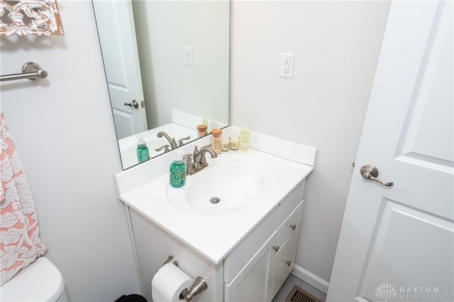 2780 Riverstone Drive, Xenia, OH 45385