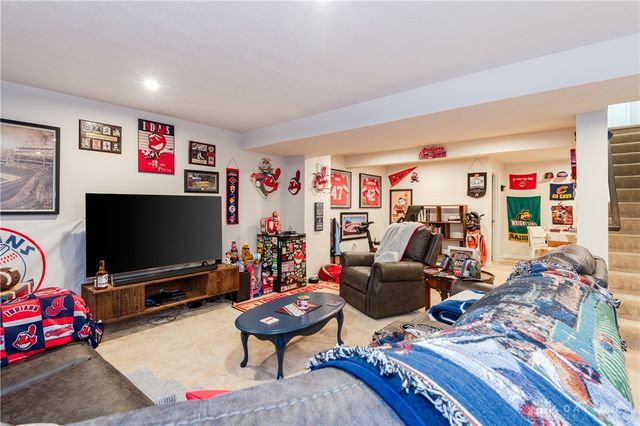 2780 Riverstone Drive, Xenia, OH 45385