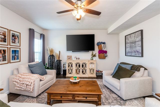 2780 Riverstone Drive, Xenia, OH 45385