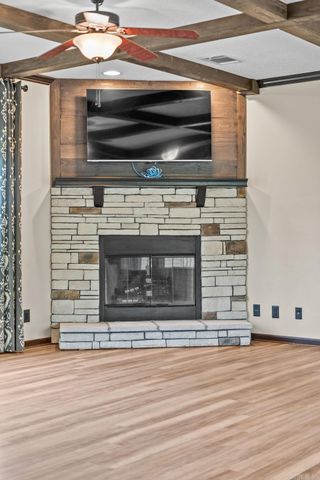 1225 Stony Point Road, Houston, AR 72070