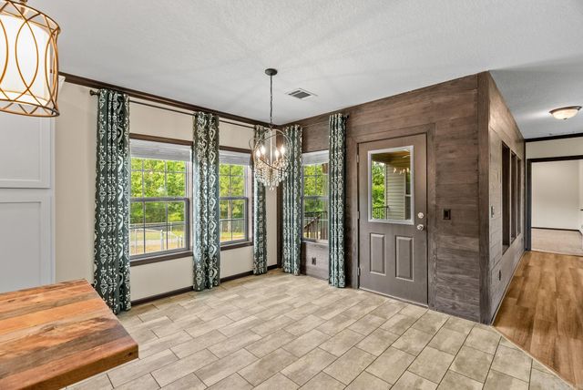 1225 Stony Point Road, Houston, AR 72070