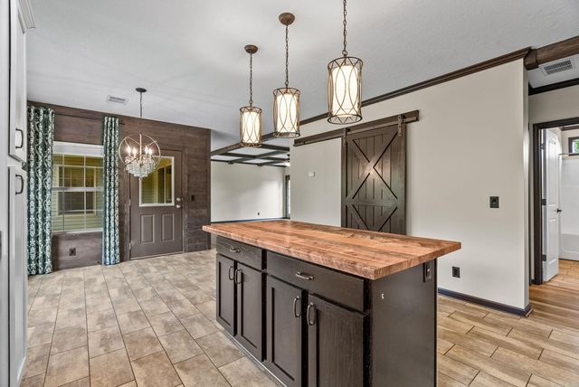 1225 Stony Point Road, Houston, AR 72070