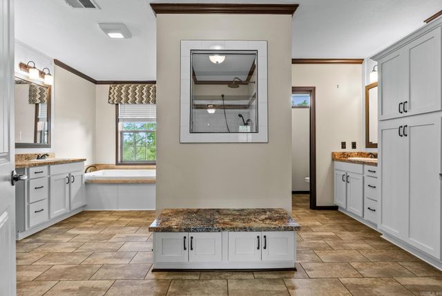 1225 Stony Point Road, Houston, AR 72070