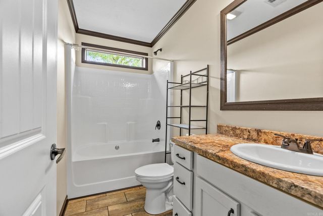 1225 Stony Point Road, Houston, AR 72070