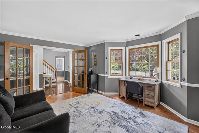 3 Cindy Lane, Halfmoon, NY 12065