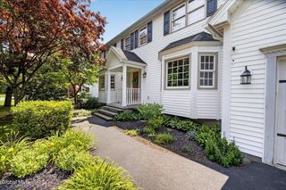 3 Cindy Lane, Halfmoon, NY 12065
