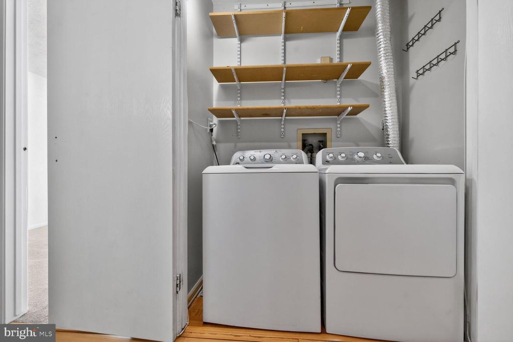 Image 11 of property listing at 11430 LITTLE PATUXENT PKWY #801, Columbia, MD 21044