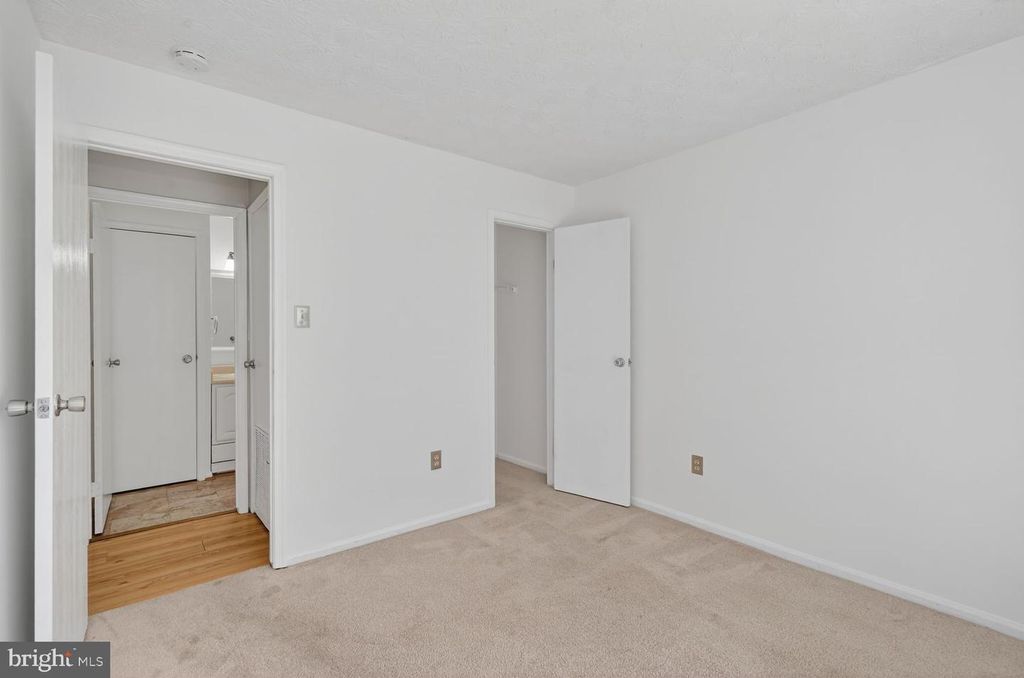 Image 18 of property listing at 11430 LITTLE PATUXENT PKWY #801, Columbia, MD 21044