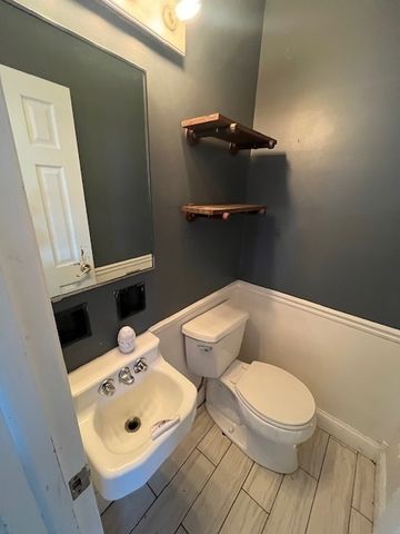 5009 W 101st Street, Oak Lawn, IL 60453