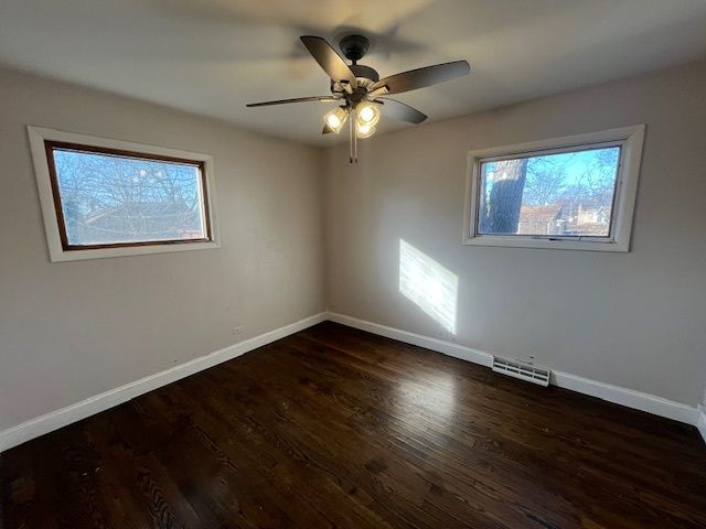 5009 W 101st Street, Oak Lawn, IL 60453