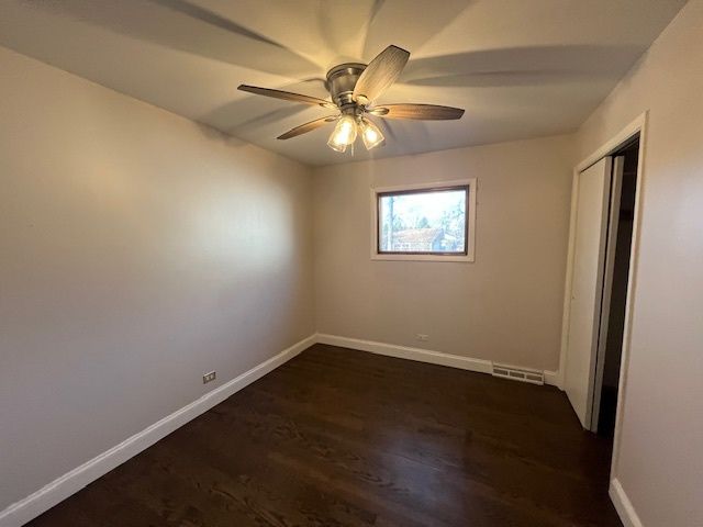 5009 W 101st Street, Oak Lawn, IL 60453