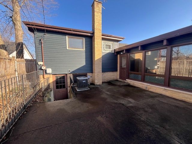 5009 W 101st Street, Oak Lawn, IL 60453