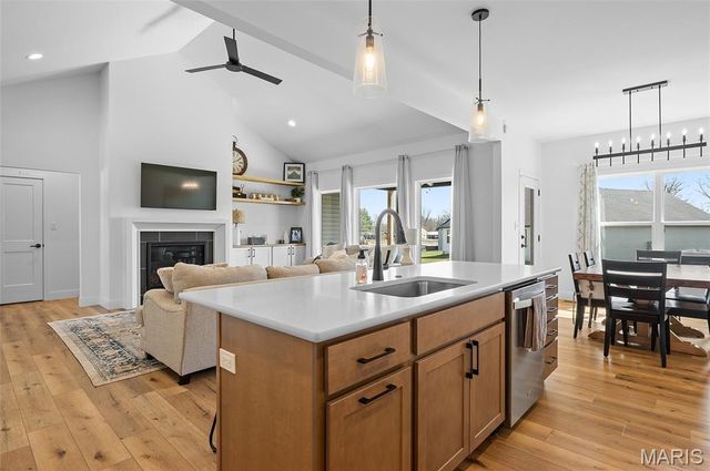 8444 Cryder Lane Court, Troy, IL 62294