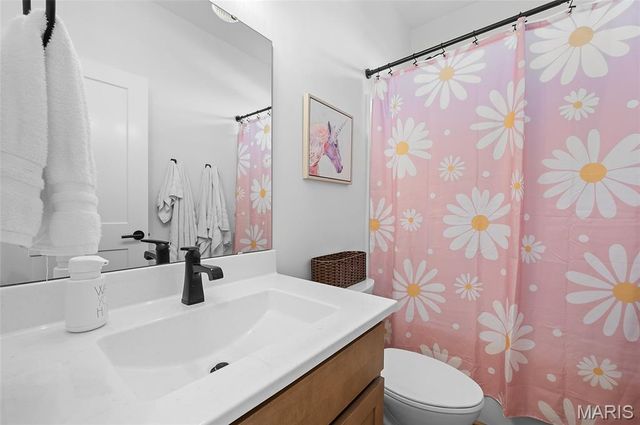 8444 Cryder Lane Court, Troy, IL 62294