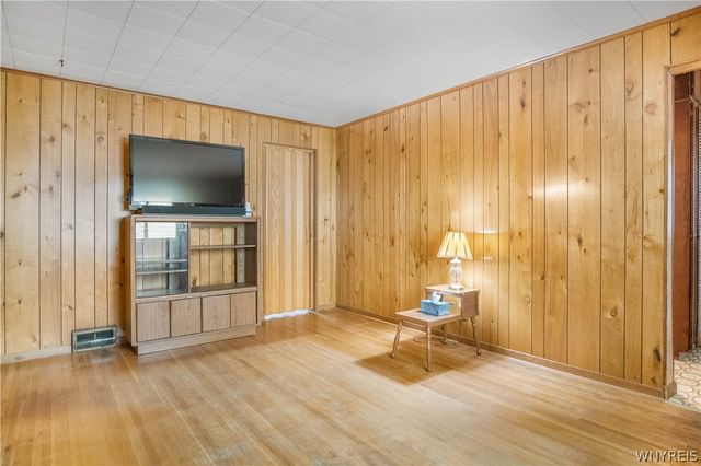 228 West Avenue, Buffalo, NY 14201