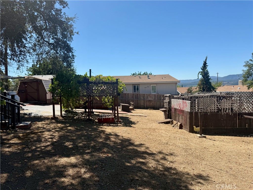 Image 17 of property listing at 4023 Hemlock, Clearlake, CA 95422