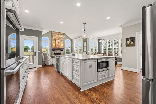 7219 Magnolia Valley Dr, Eagleville, TN 37060