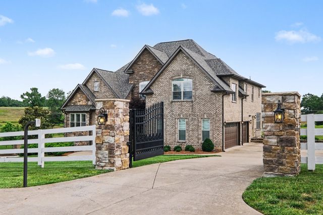 7219 Magnolia Valley Dr, Eagleville, TN 37060