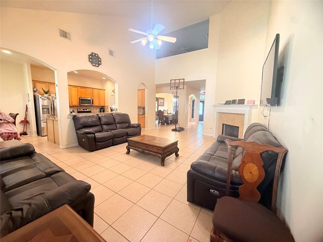 26864 Calgary Pointe Drive, Kingwood, TX 77339