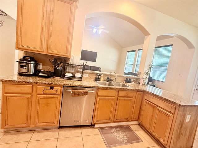 26864 Calgary Pointe Drive, Kingwood, TX 77339