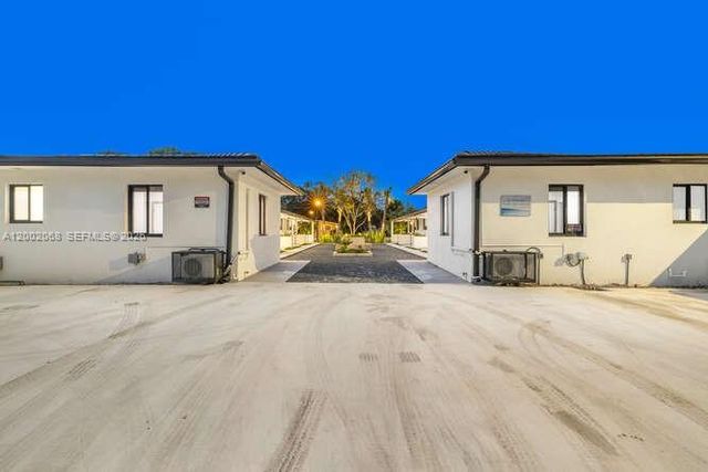 8931 NE 2nd Ave S3, El Portal, FL 33138