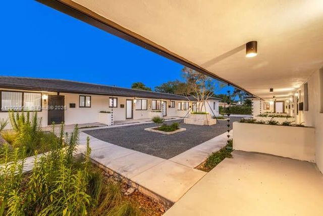 8931 NE 2nd Ave S3, El Portal, FL 33138