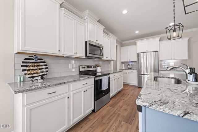 748 Old School Road, Four Oaks, NC 27524