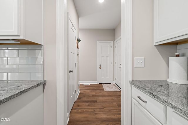 748 Old School Road, Four Oaks, NC 27524