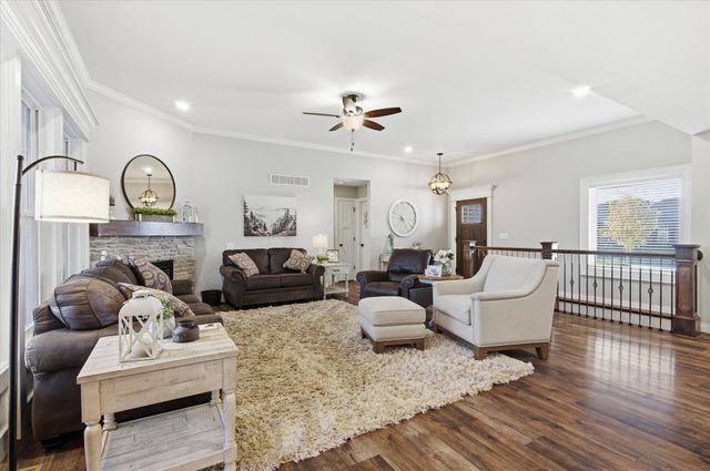 5812 MISTY SPRINGS WAY, Columbia, MO 65202