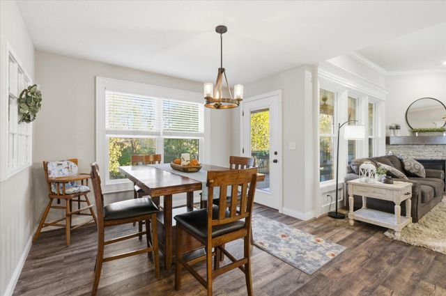 5812 MISTY SPRINGS WAY, Columbia, MO 65202