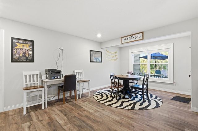 5812 MISTY SPRINGS WAY, Columbia, MO 65202