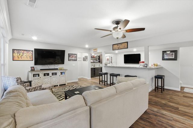 5812 MISTY SPRINGS WAY, Columbia, MO 65202