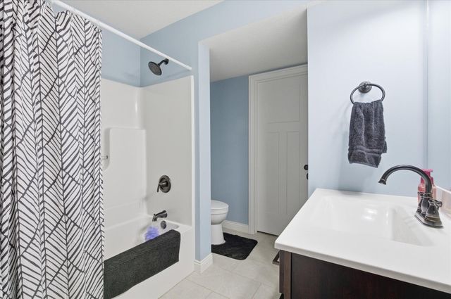 5812 MISTY SPRINGS WAY, Columbia, MO 65202