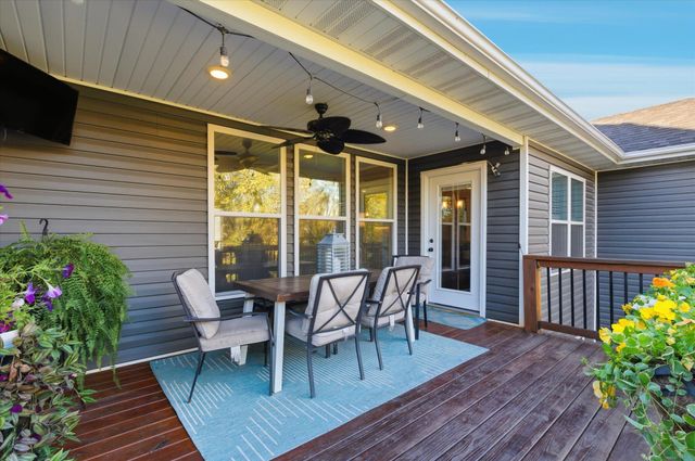 5812 MISTY SPRINGS WAY, Columbia, MO 65202